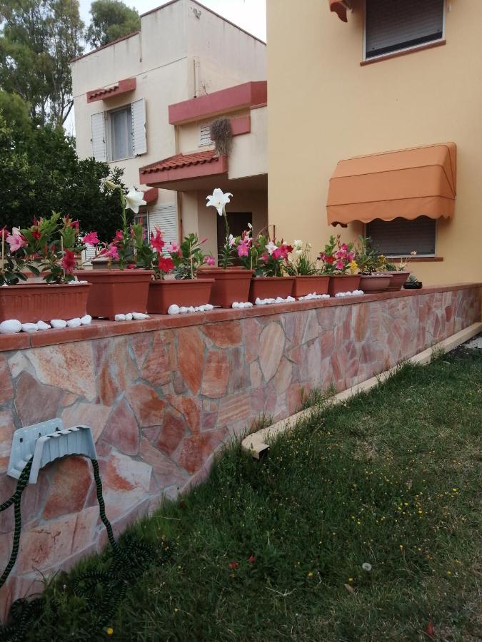 Hotel Domomea Quartu SantʼElena Exterior foto