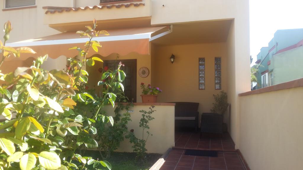 Hotel Domomea Quartu SantʼElena Exterior foto