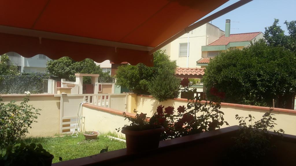 Hotel Domomea Quartu SantʼElena Exterior foto